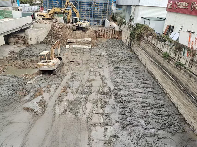 河道、湖泊淤泥疏浚后原位固化处理